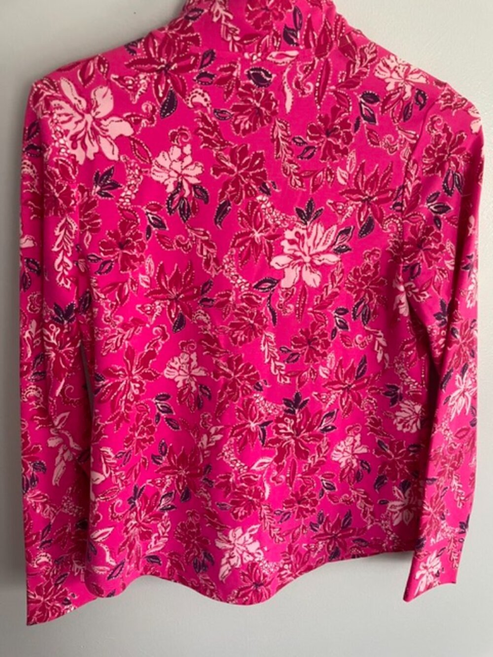 NWT-Lilly Pulitzer Leona UPF 50+ Leona Zip-up, Size small - Picture 3 of 4